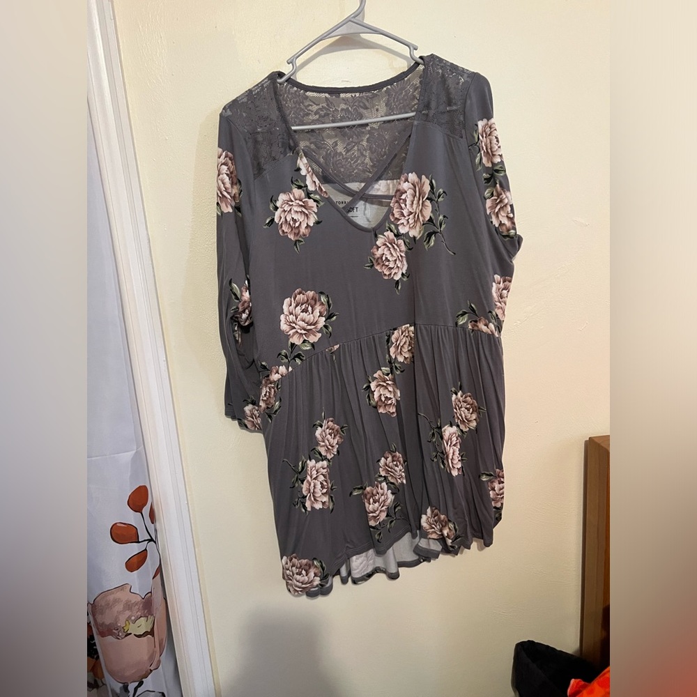 Torrid Blouse (Size 3)